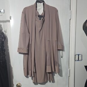 Elegant Women's Set in Taupe